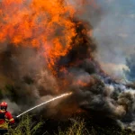 رجال الإطفاء في البرتغال يواجهون 17 حريقا اندلع جراء موجة الحر في شمال ووسط البلاد (الأوروبية)