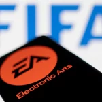 أسهم "إي إيه" (EA) قفزت بنسبة 15% في تعاملات ما قبل السوق بعد تقرير بشأن عرض استحواذ أمازون على الشركة المالكة لعبة الفيفا (رويترز)