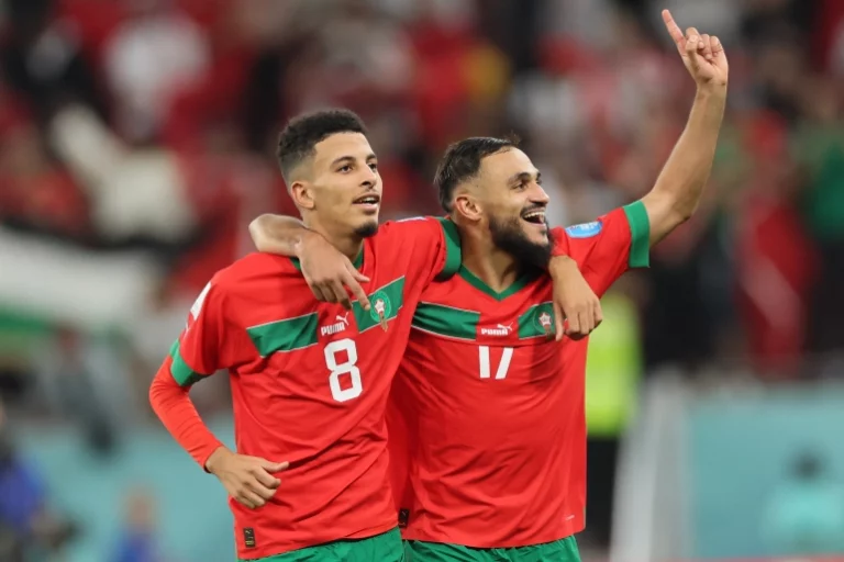 أوناحي (يسار) وبوفال تألقا مع المغرب في مونديال قطر (الفرنسية)