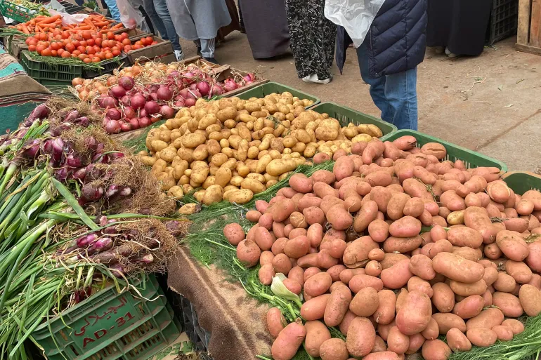 تسارع معدل التضخم السنوي في المغرب إلى 10.1% في فبراير/ شباط الماضي (الجزيرة)